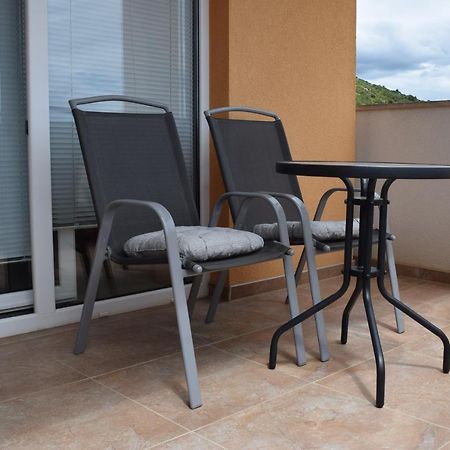 Studio Apartment With Balcony Trogir Buitenkant foto